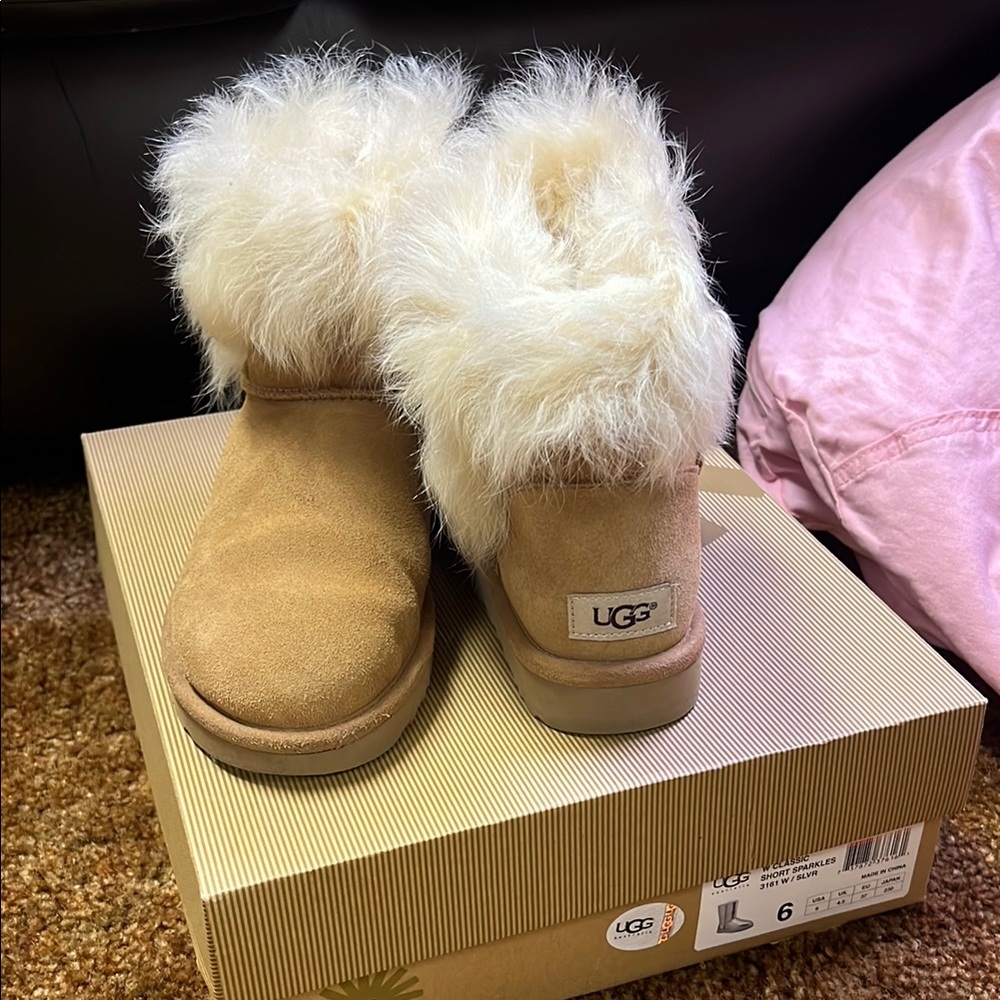 UGG Tan Ankle Boots with Cream Fur